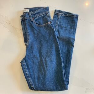 Abercrombie Curve Love Ultra High Rise 90s Slim Straight Jean